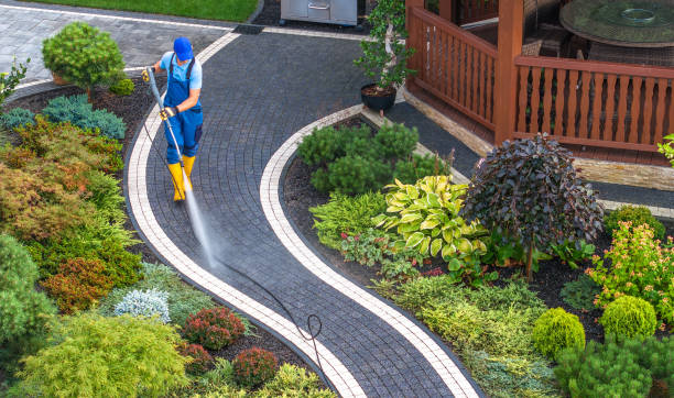 Pressure Washing Brick in Piney Point Village, TX